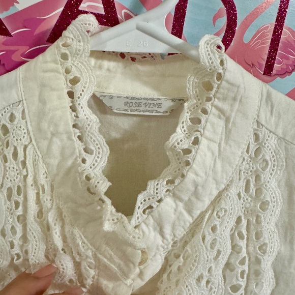 Rose Vine Vintage White Collar Tied Sleeveless Top - Picture 5 of 9